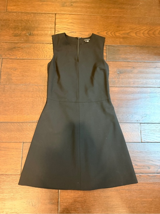 Theory Dresses & Skirts - Theory Black Sleeveless Mini Dress